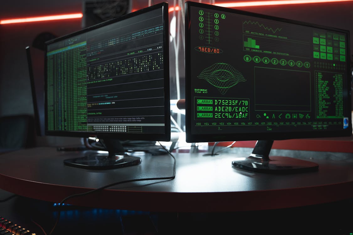 Security operations center with analysts monitoring threats 24/7 — GLADiiUM NSOC